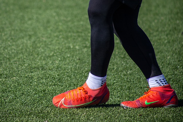 西转会至米 西转会至米